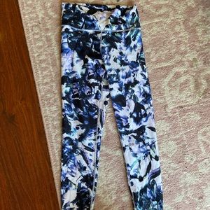 Fabletics 7/8 leggings